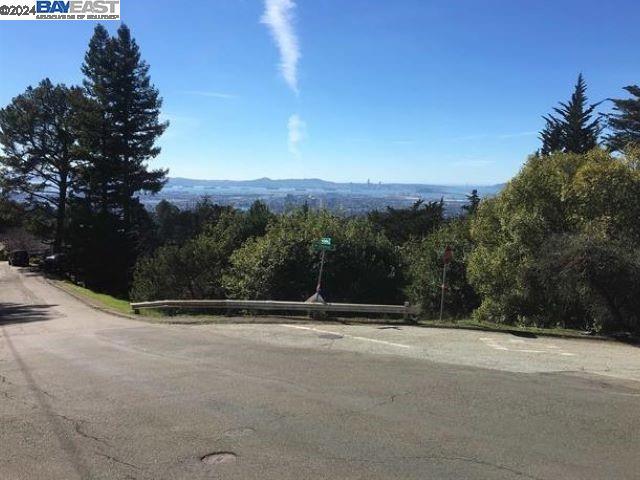 00 Chelsea Dr Property Photo 2
