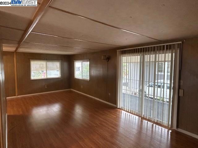 214 Santa Susana Property Photo 2