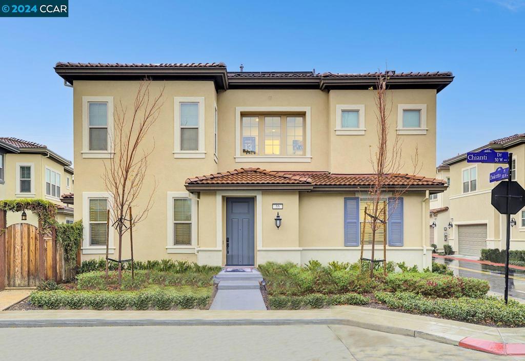 55 W Chianti Dr Property Photo