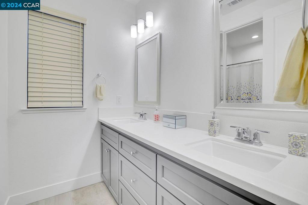55 W Chianti Dr Property Photo 22