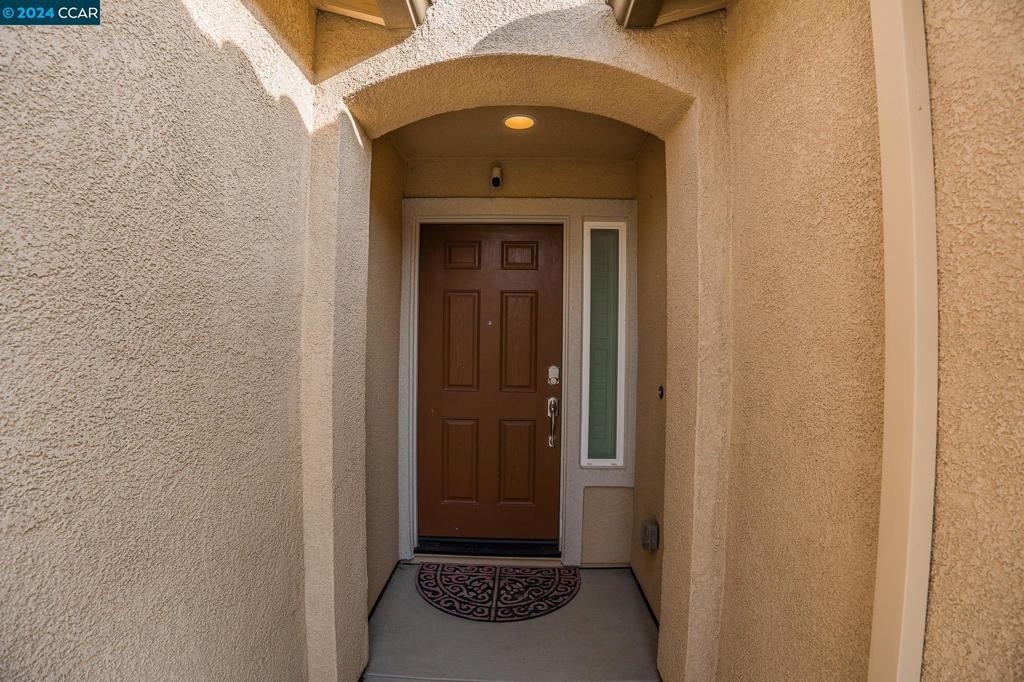 402 Birch Ridge Dr Property Photo 8