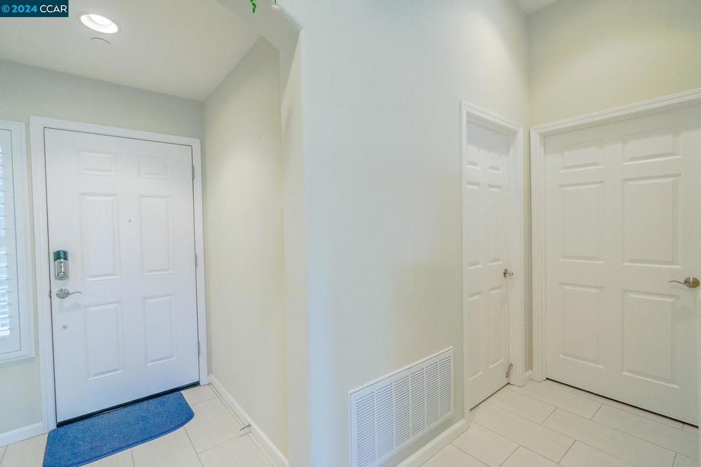 402 Birch Ridge Dr Property Photo 11