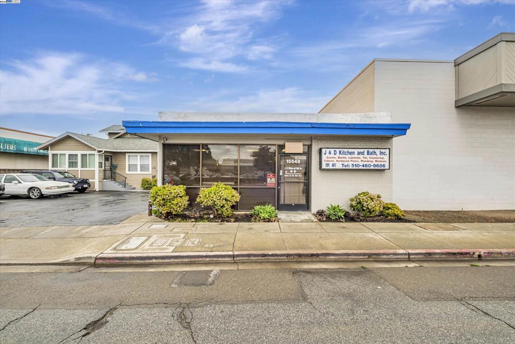 15548 Hesperian Blvd Property Photo 1