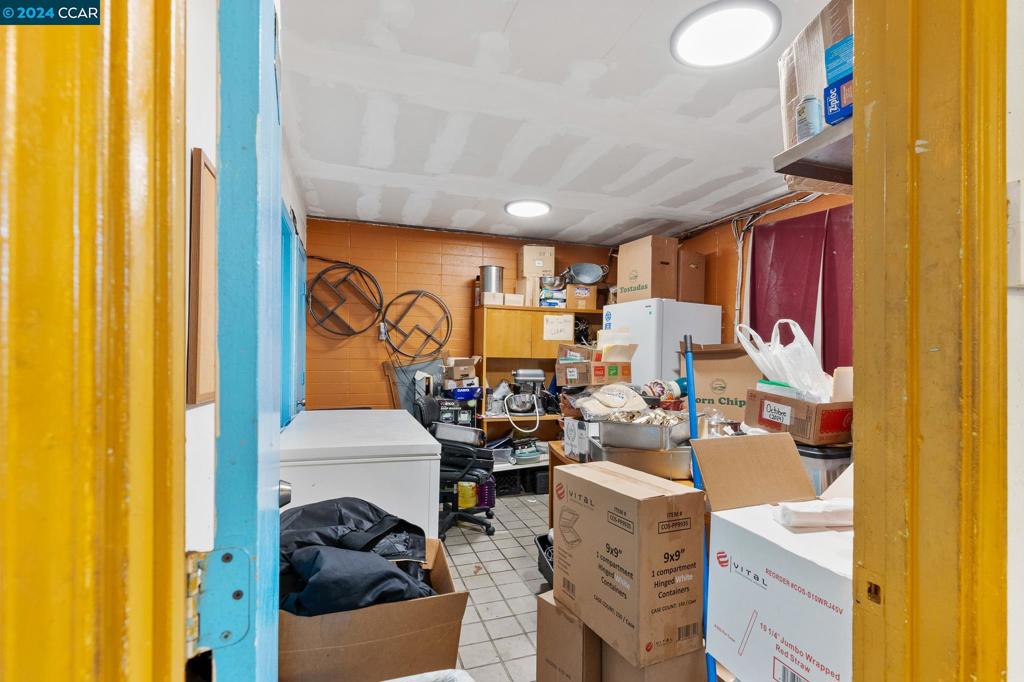 3829 Foothill Blvd Property Photo 31