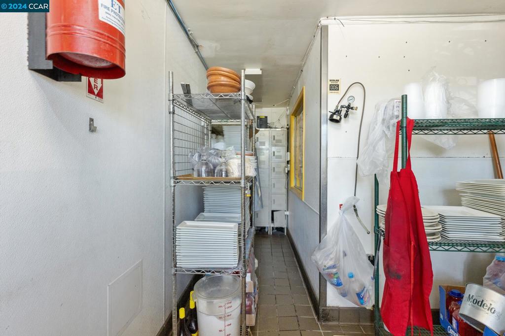 3829 Foothill Blvd Property Photo 35