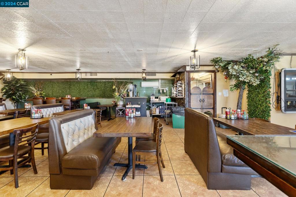 3829 Foothill Blvd Property Photo 41