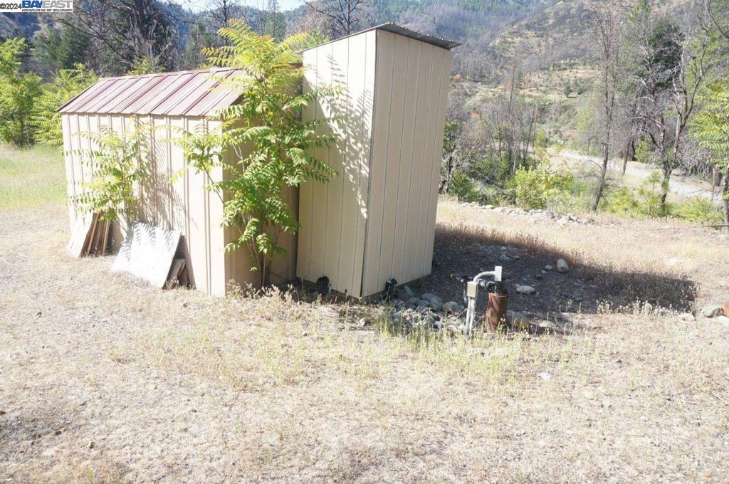 101 River Acres Property Photo 4