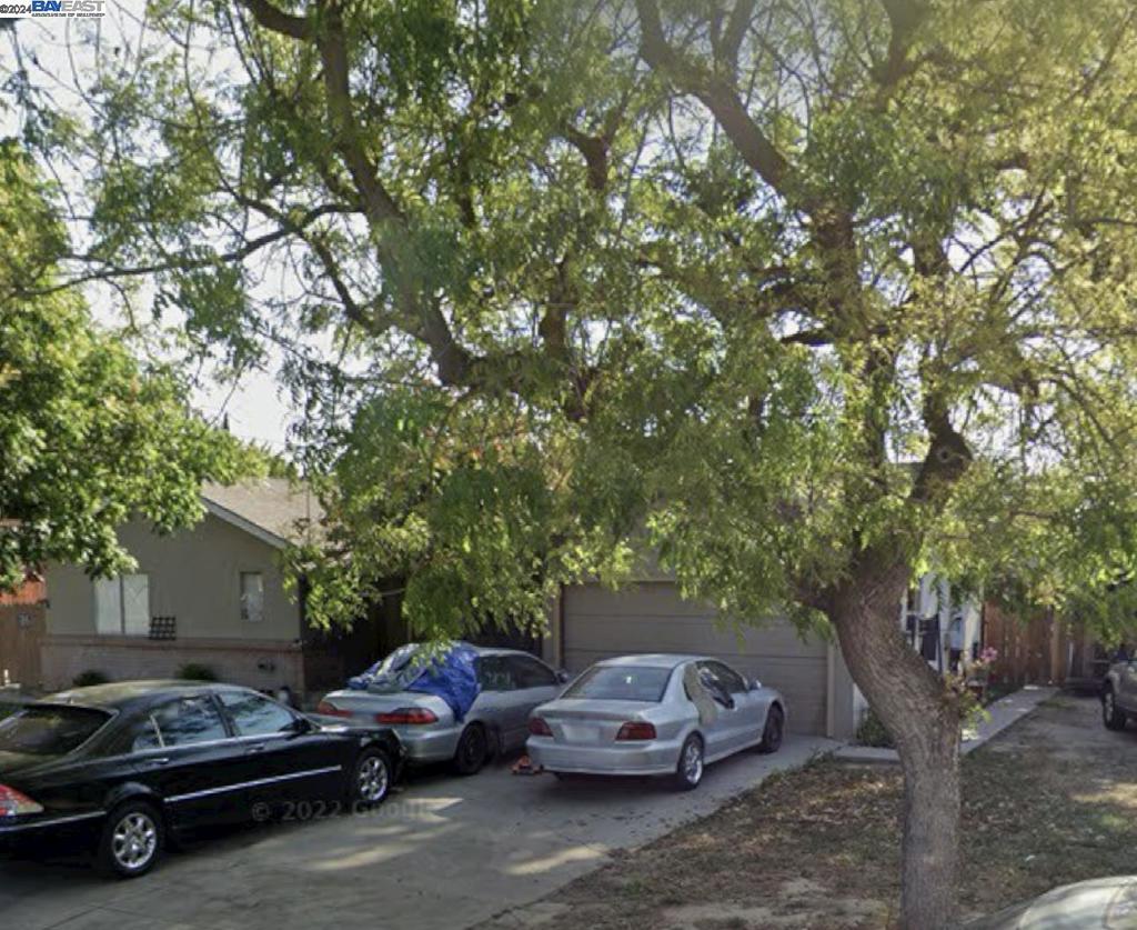 710 S Emerald Ave Property Photo 1