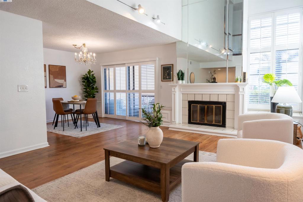 14175 Seagate Dr. Property Photo 7