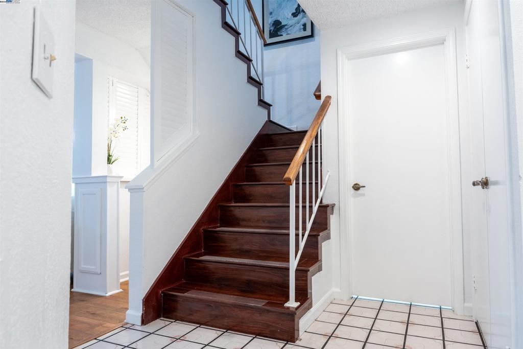 14175 Seagate Dr. Property Photo 13