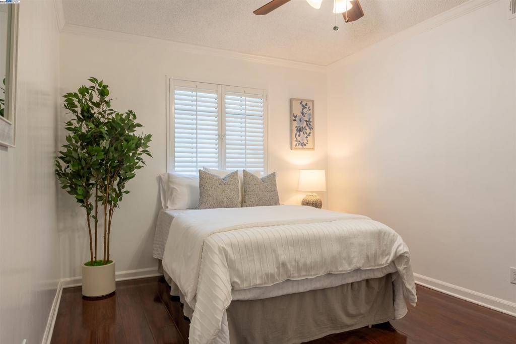 14175 Seagate Dr. Property Photo 24