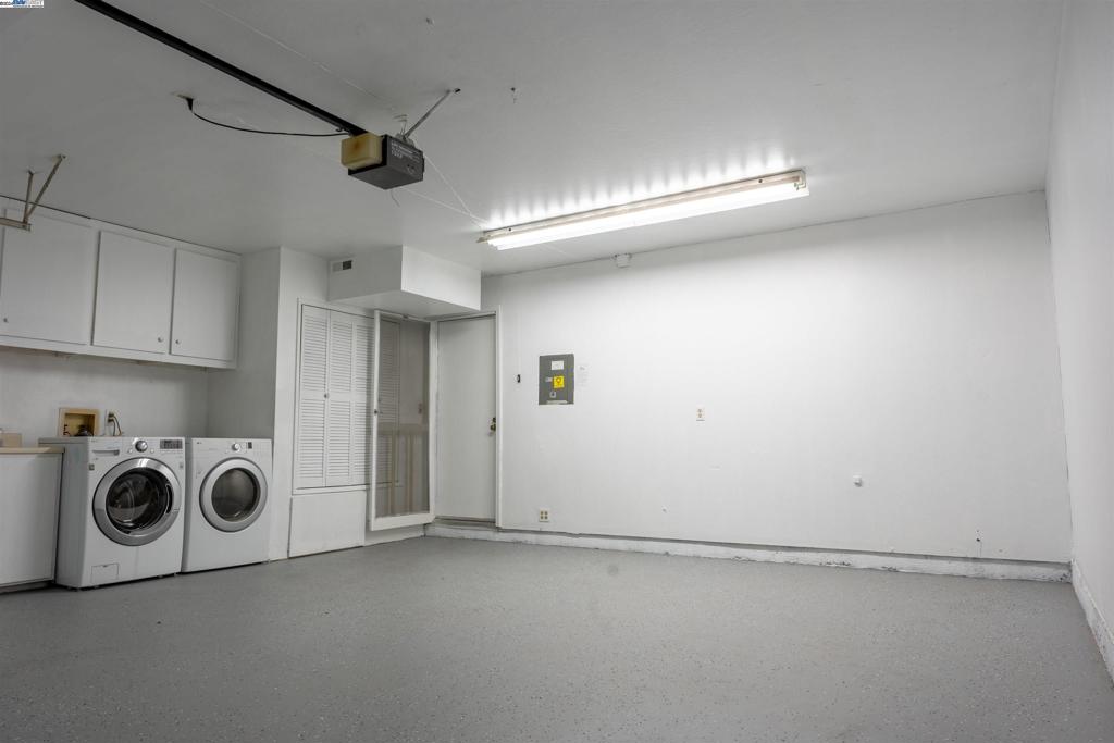 14175 Seagate Dr. Property Photo 26