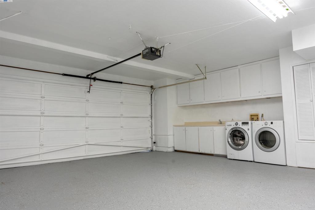 14175 Seagate Dr. Property Photo 27