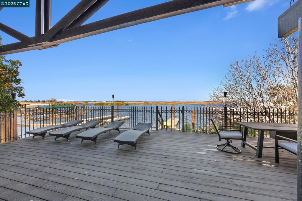 330 Discovery Bay Blvd Property Photo 31