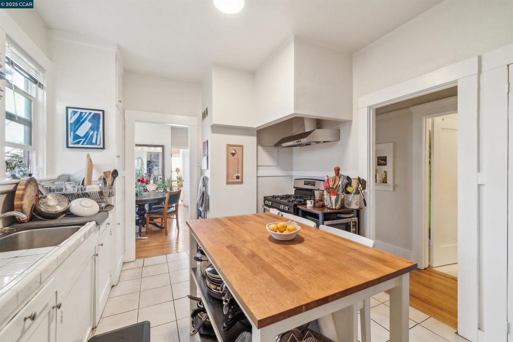 1401 Bissell Ave Property Photo 10