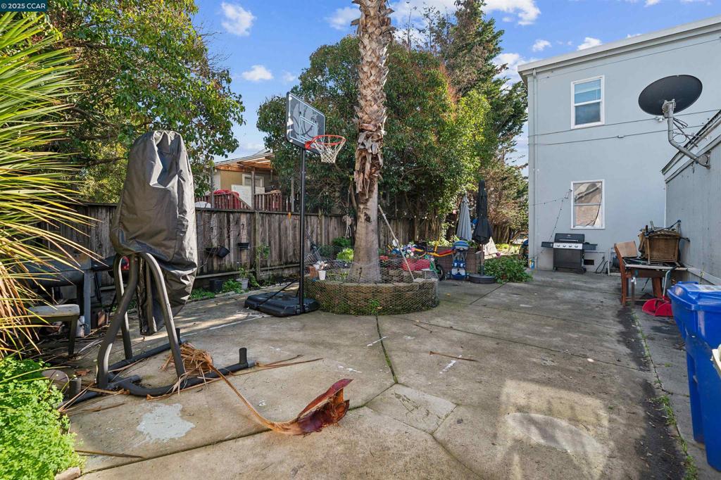 1401 Bissell Ave Property Photo 35