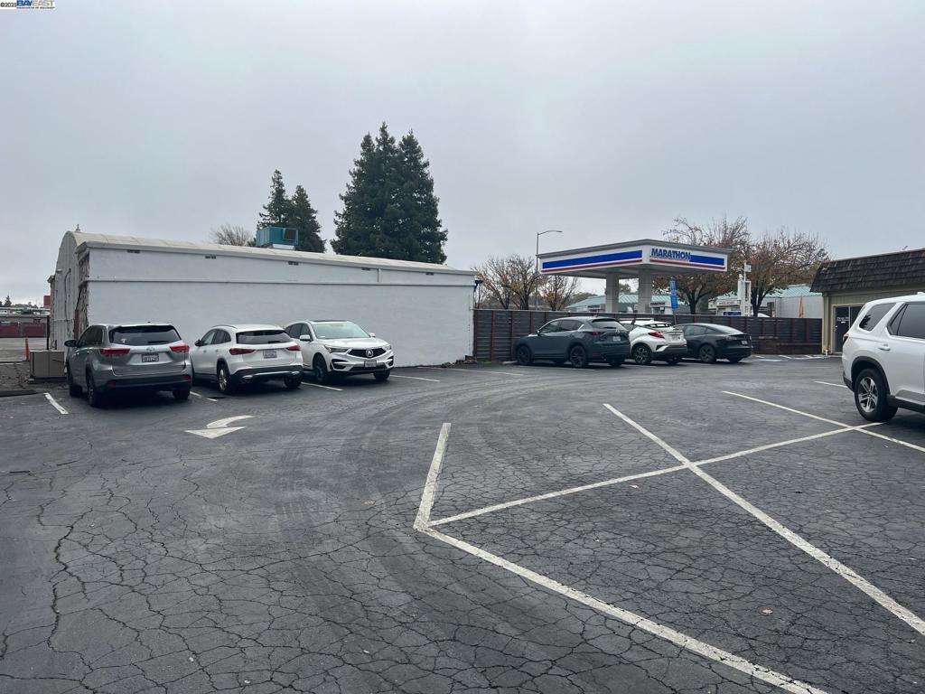 2100 San Ramon Valley Blvd #1 Property Photo 6