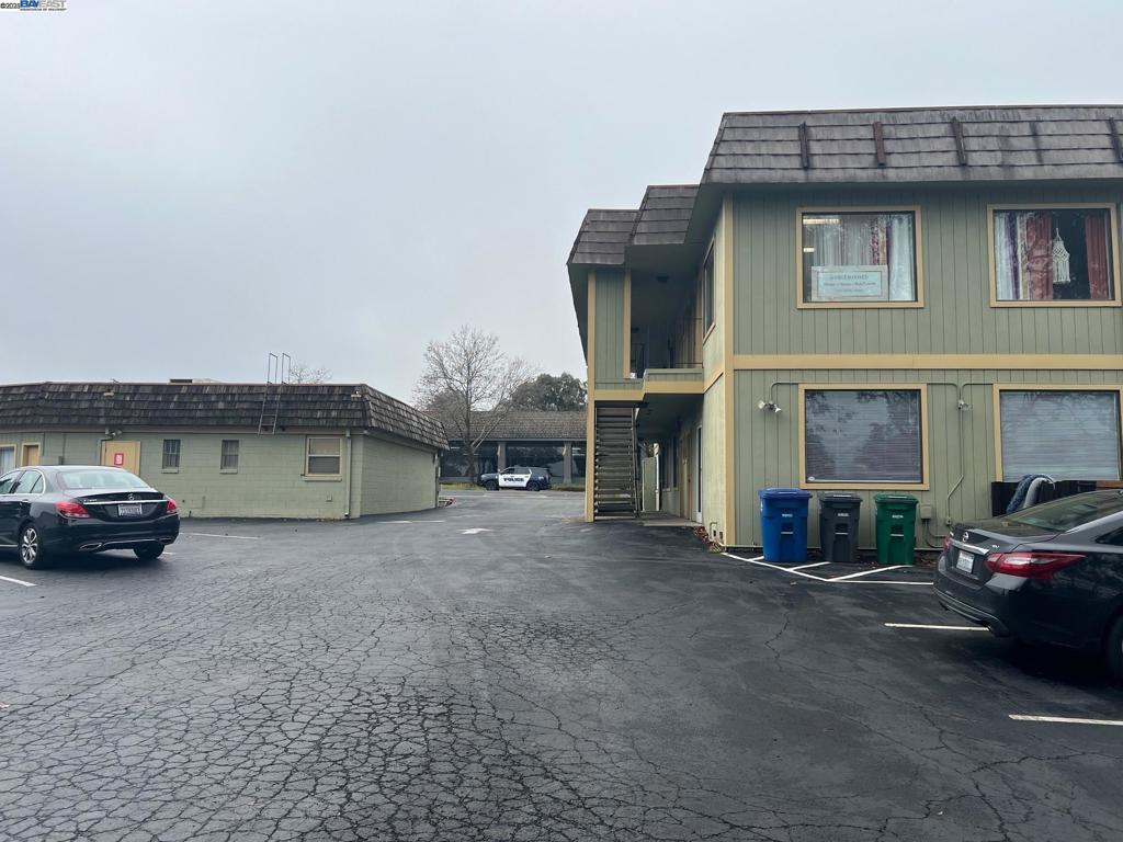 2100 San Ramon Valley Blvd #1 Property Photo 7