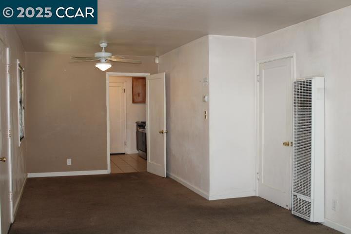 2420 Clare St Property Photo 5