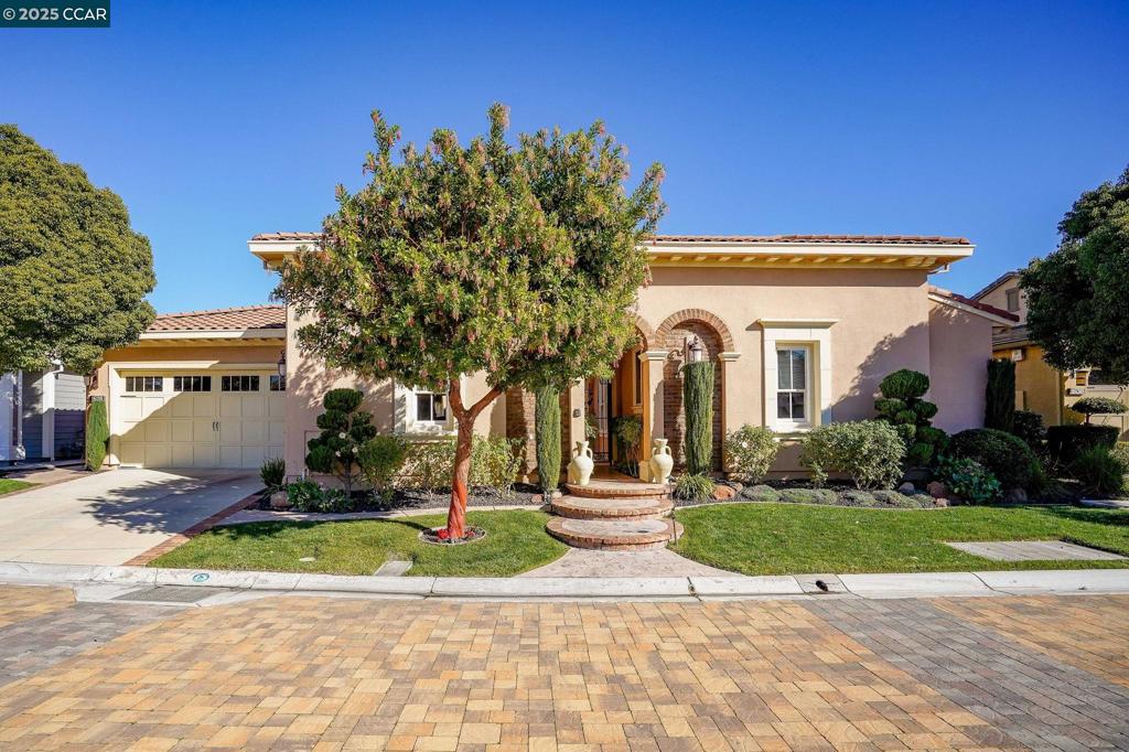 92413 Real Estate Listings Main Image