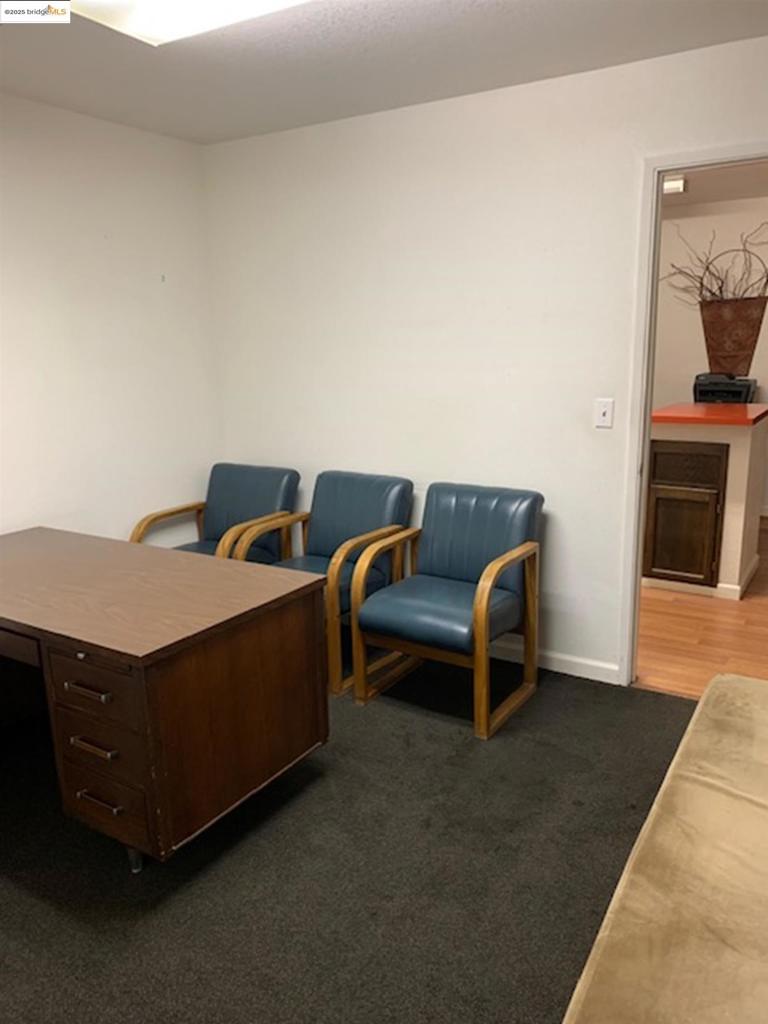 2800 Lone Tree Way Property Photo 12