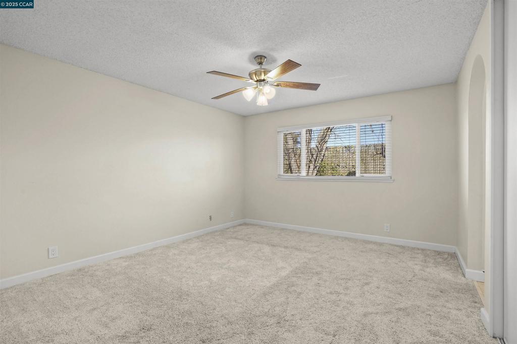 782 Ash Ct Property Photo 14