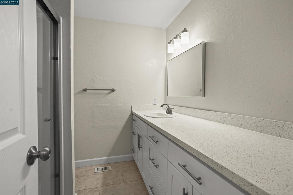 782 Ash Ct Property Photo 20