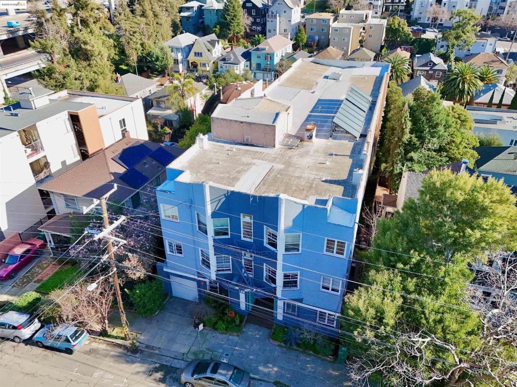 410 Fairmount Ave Property Photo 2