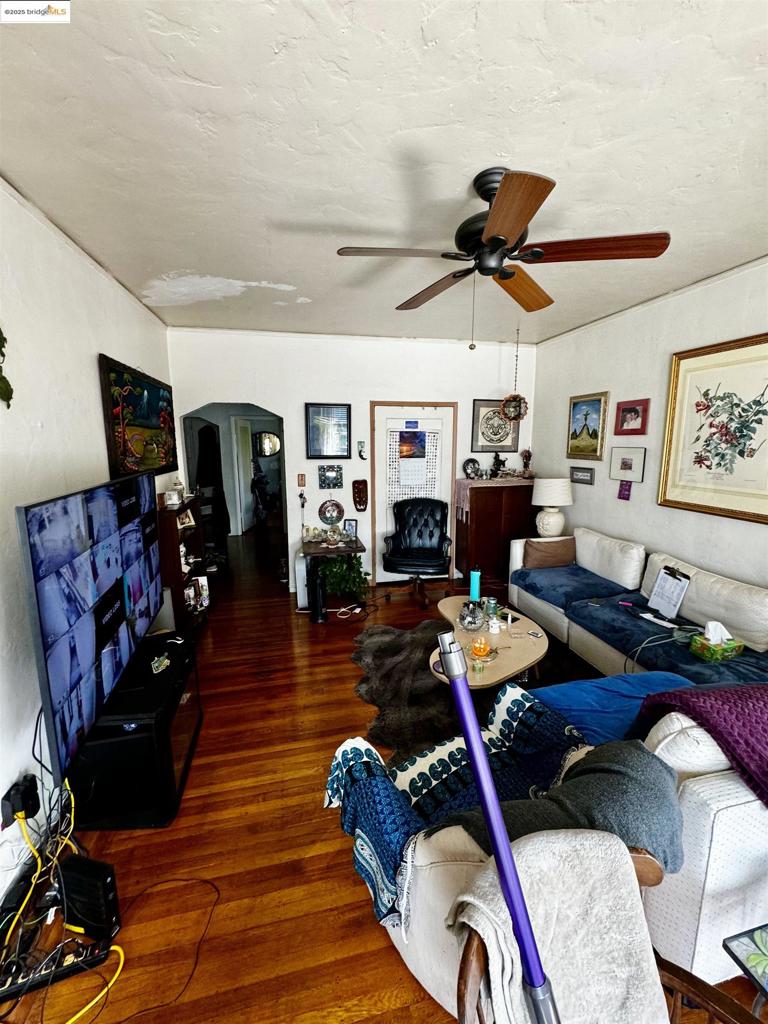 410 Fairmount Ave Property Photo 17