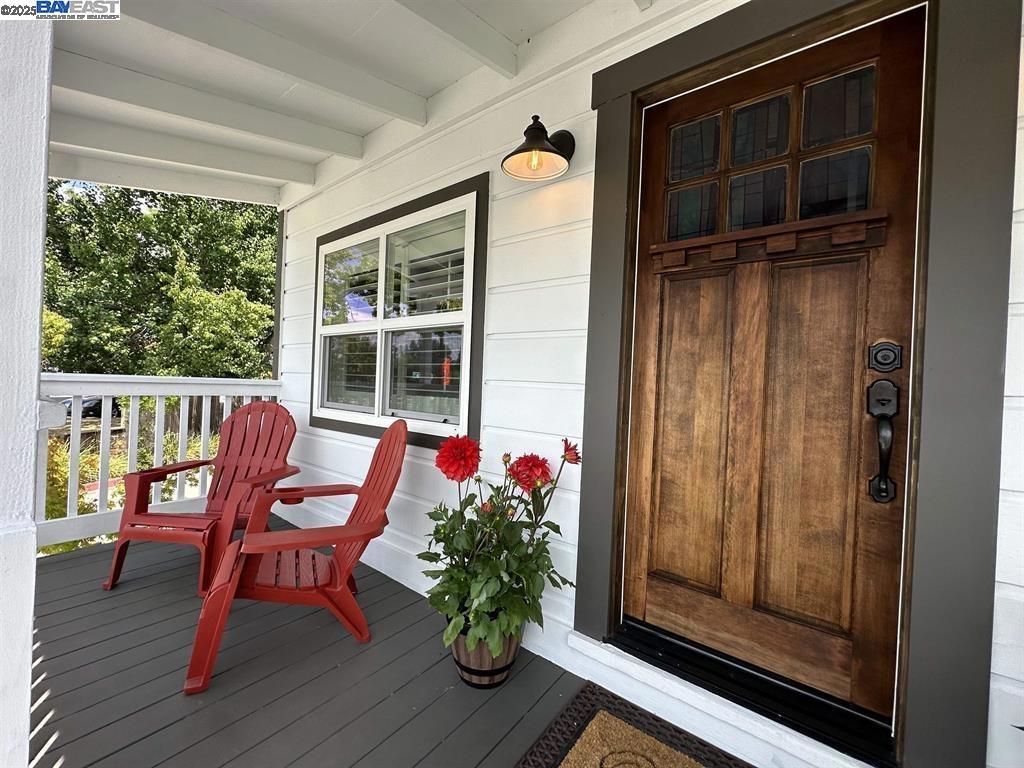 4238 First Street Property Photo 5