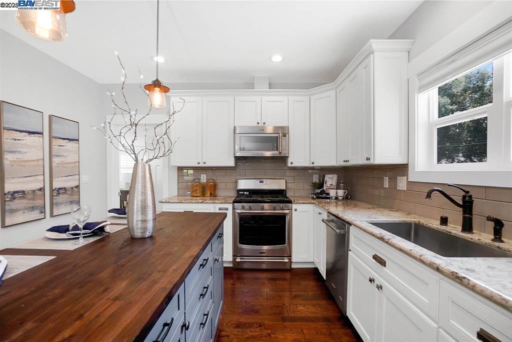 4238 First Street Property Photo 15