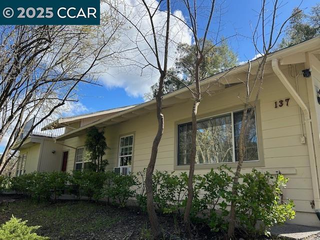 137 Dean Rd Property Photo 1