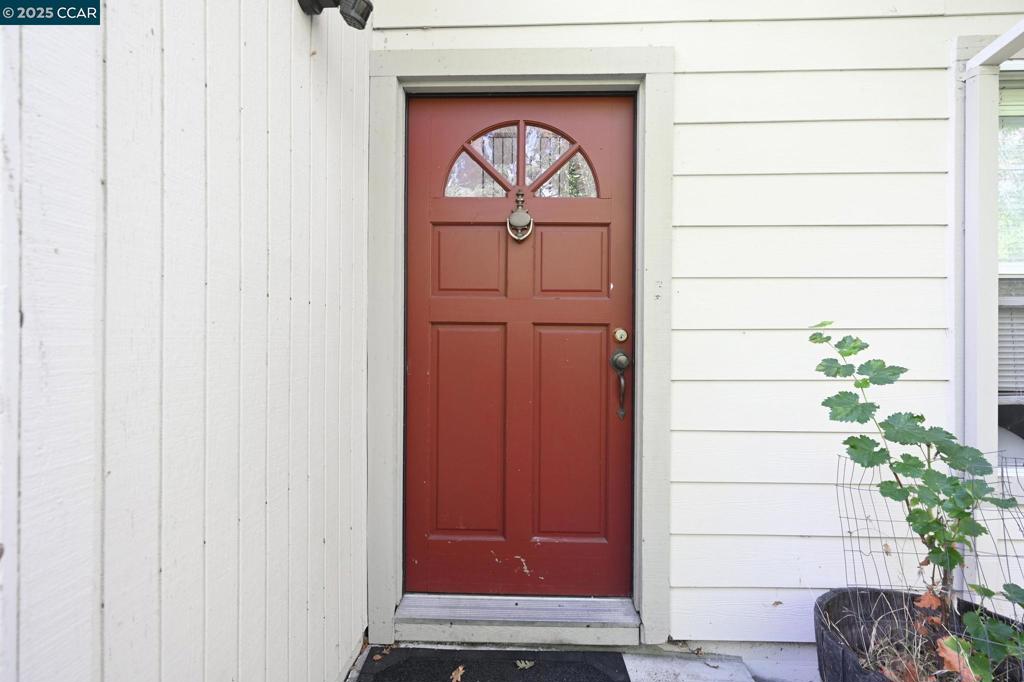 137 Dean Rd Property Photo 5
