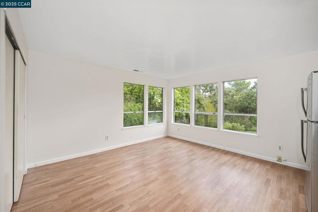 137 Dean Rd Property Photo 17