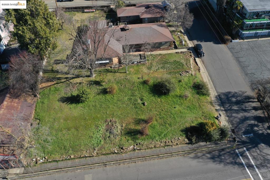 391 S Stewart Street Property Photo 1