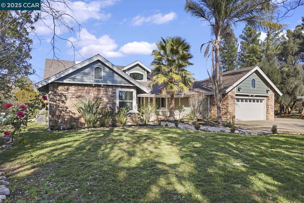5181 Winding Way Property Photo 1
