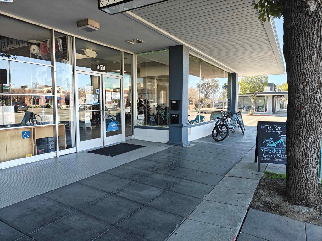 41083459 Property Photo 1