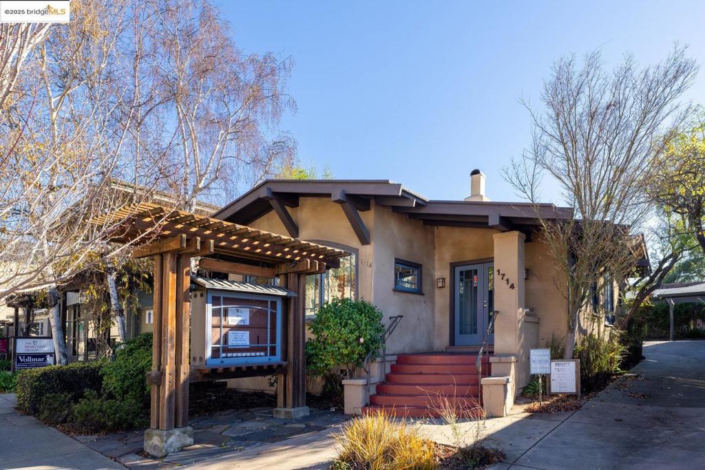 1714 Solano Ave Property Photo 1