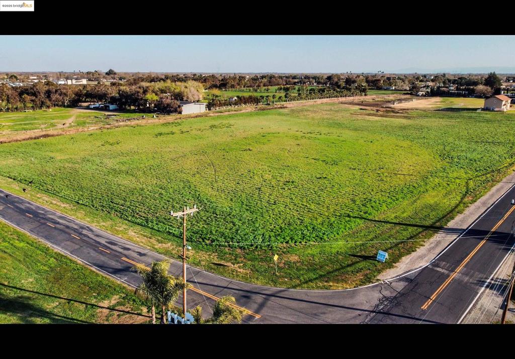 Piper Rd Property Photo