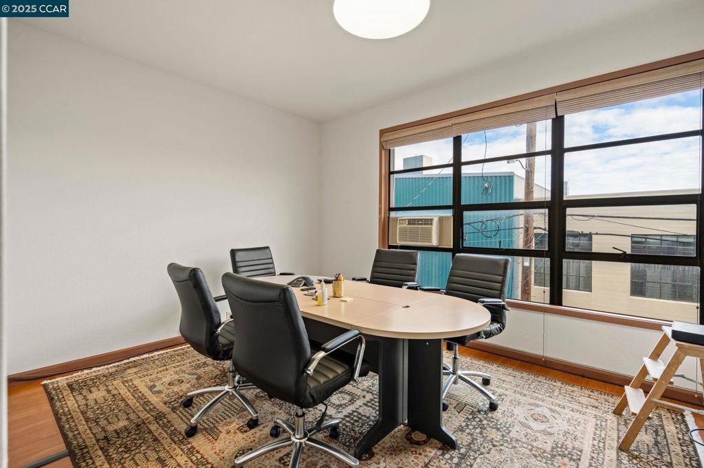 344 Harriet St Property Photo 10