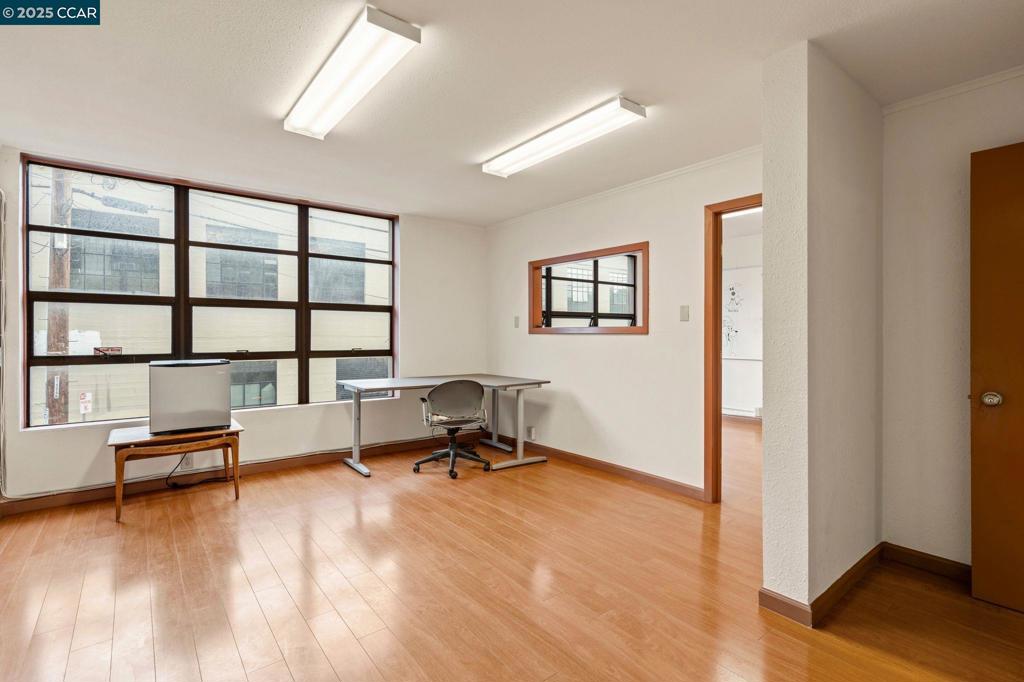344 Harriet St Property Photo 11