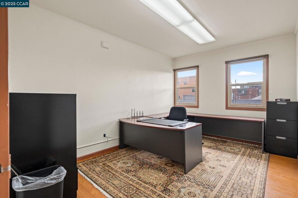 344 Harriet St Property Photo 19