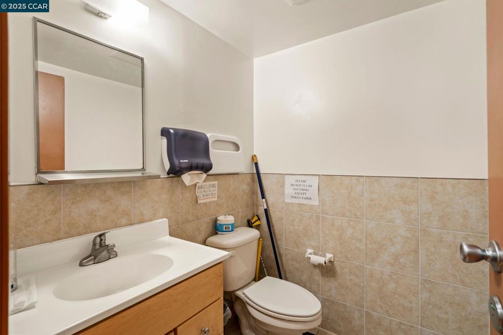 344 Harriet St Property Photo 27