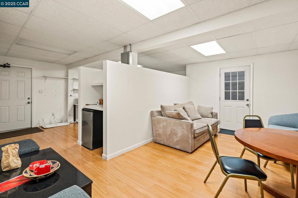 344 Harriet St Property Photo 31
