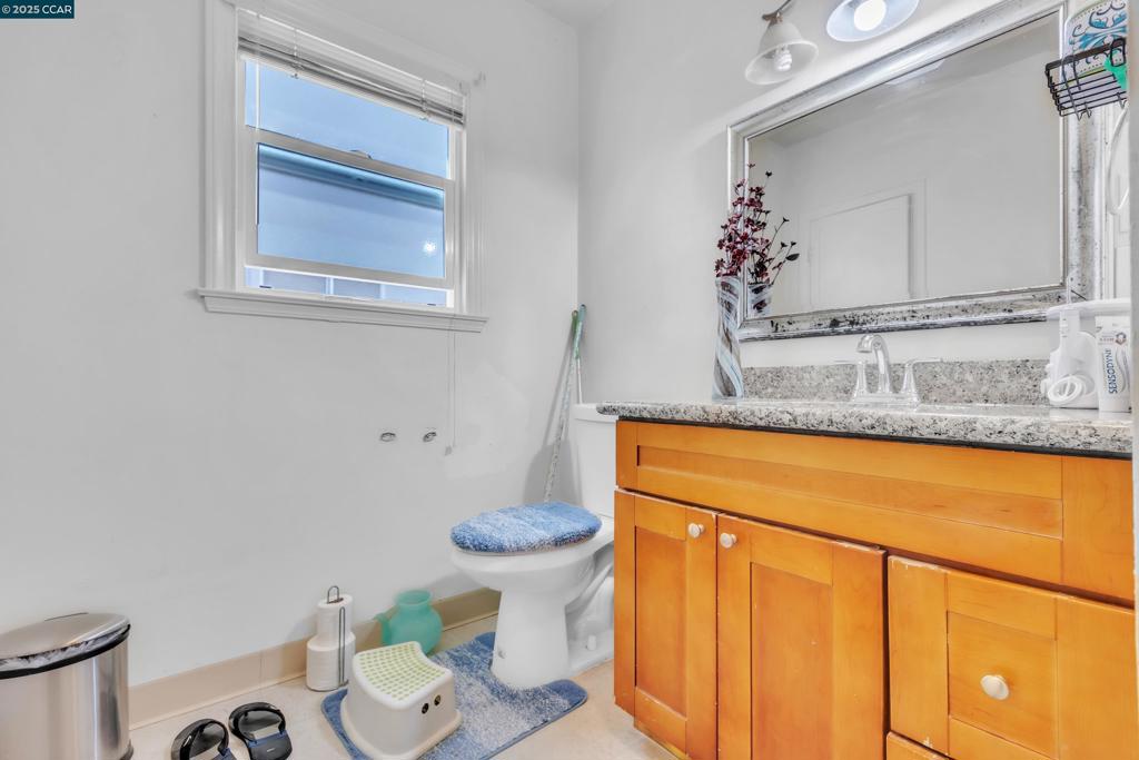 1239 Harrison St Property Photo 31