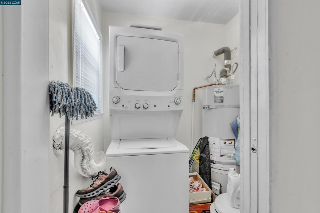 1239 Harrison St Property Photo 35