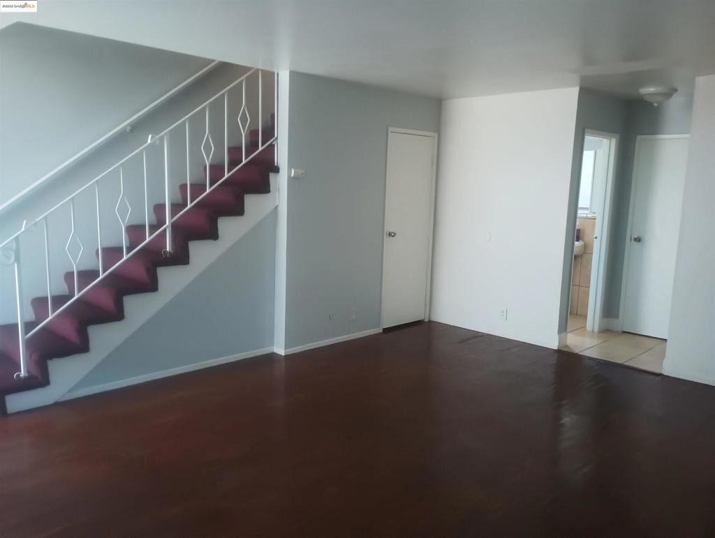1109 Seminary Avenue Property Photo 2
