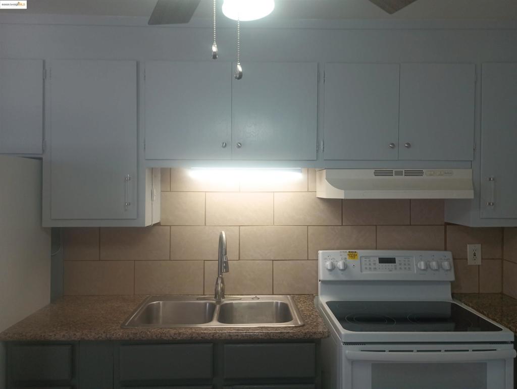 1109 Seminary Avenue Property Photo 16