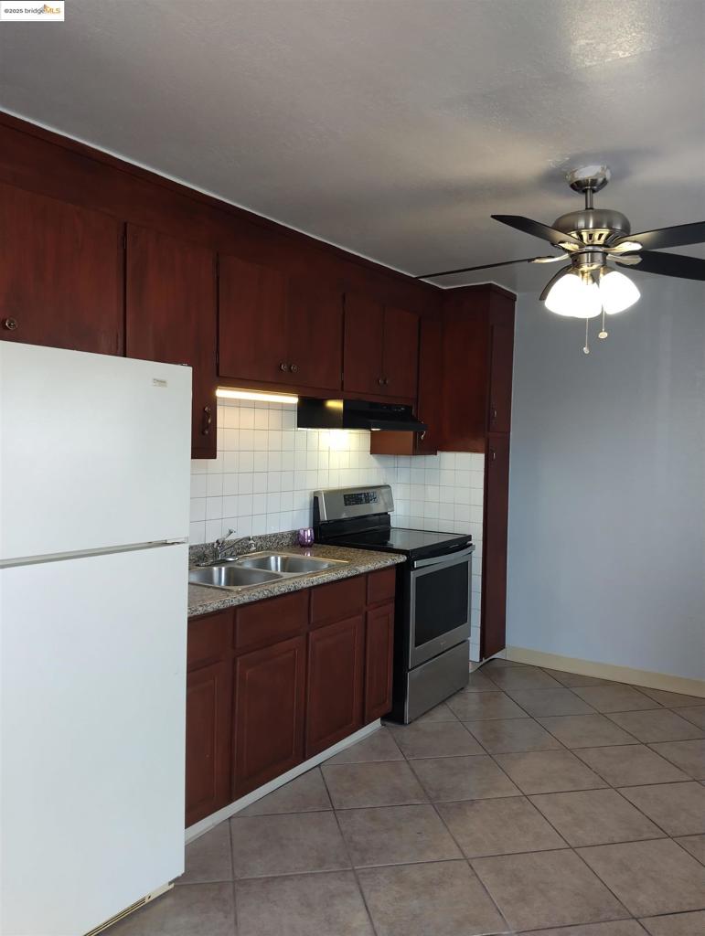 1109 Seminary Avenue Property Photo 35