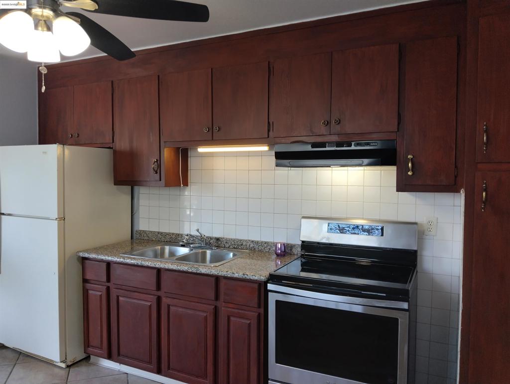 1109 Seminary Avenue Property Photo 37